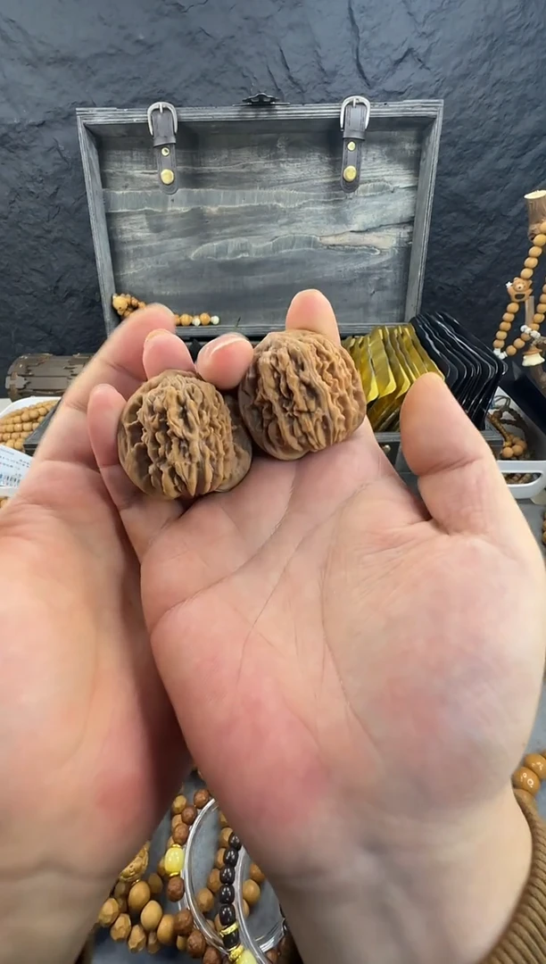 手串猴头核桃拍一发二四座楼练手