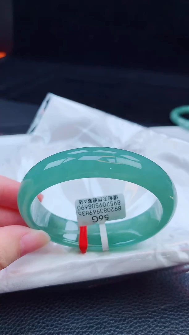 翡翠手镯未镶嵌缅甸天然翡翠A货手镯