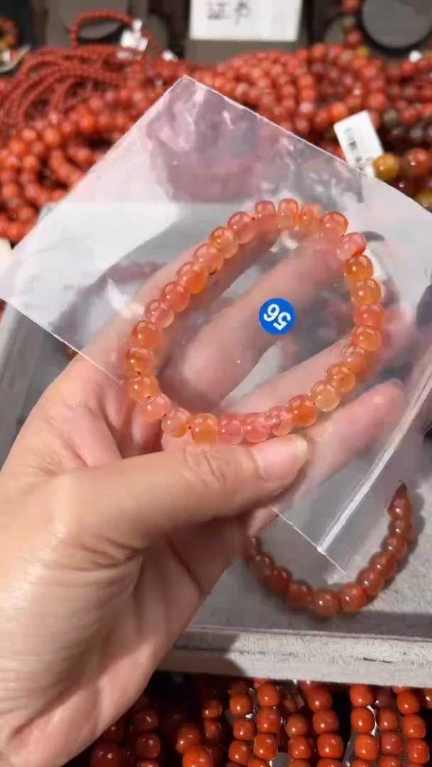 南红玛瑙手串未镶嵌8