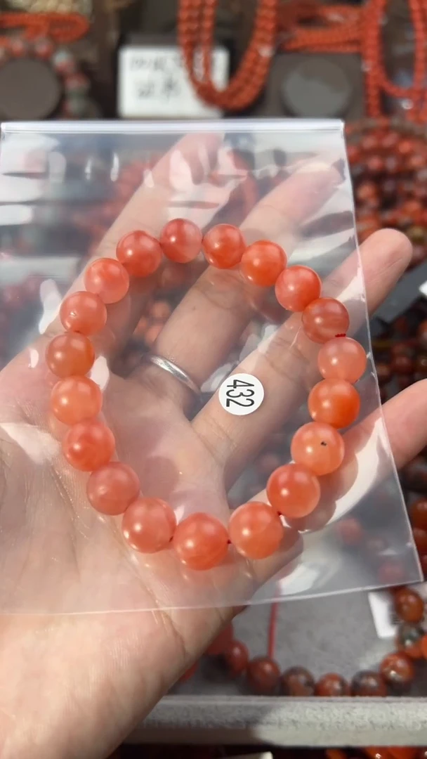 南红玛瑙手串未镶嵌10
