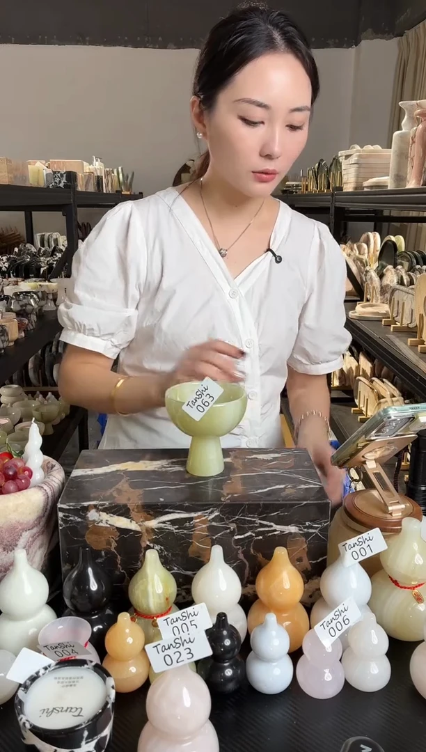 石材063古青手捧花