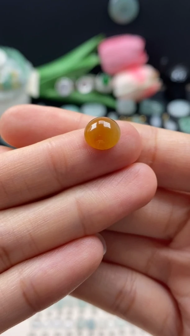 【闪购商品】翡翠颈饰未镶嵌翡翠冰黄蛋面