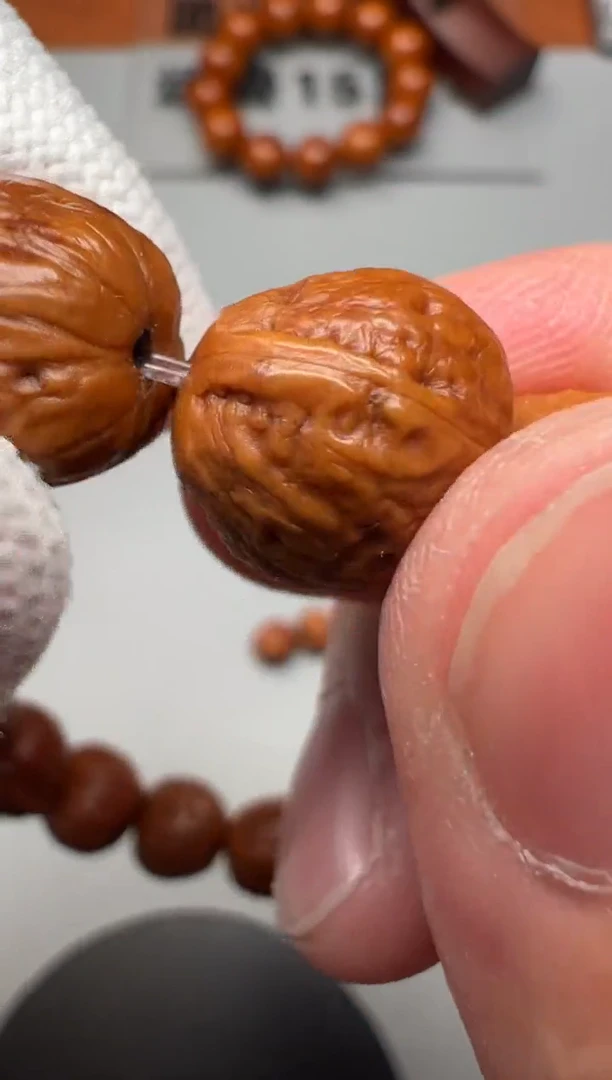 【闪购商品】文玩核桃手串精品文玩手串一条