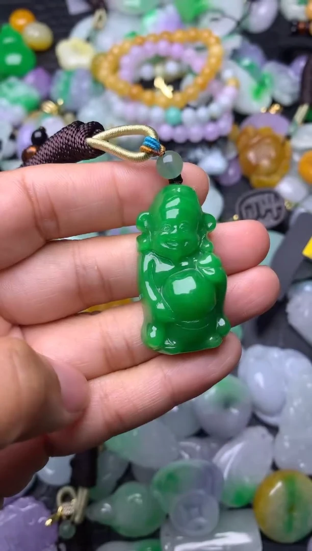 颈饰未镶嵌翡翠缅甸翡翠吊坠