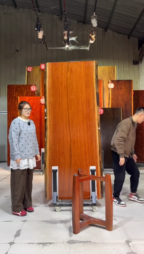 木新****）刚果花梨大板尺寸：215-85-90-8