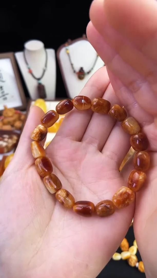 琥珀未镶嵌珠宝奇石柒月