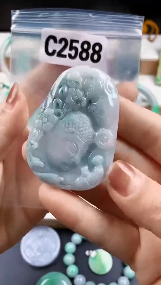 颈饰未镶嵌翡翠天然翡翠吊坠挂件