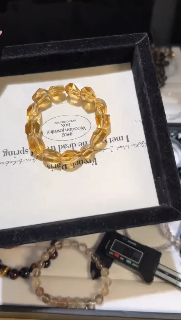 黄晶手串未镶嵌黄水晶随型