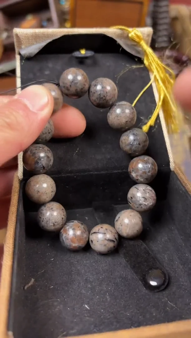 【闪购商品】玛瑙/玉髓笔搁未镶嵌------------------