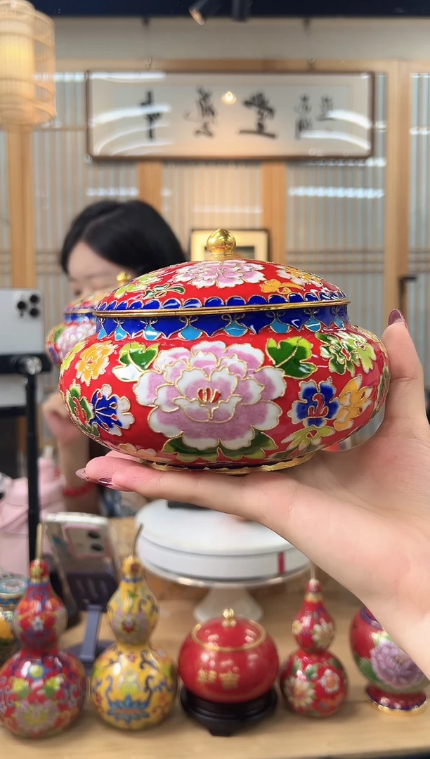 【闪购商品】景泰蓝花丝喜子罐6寸XZG002红色