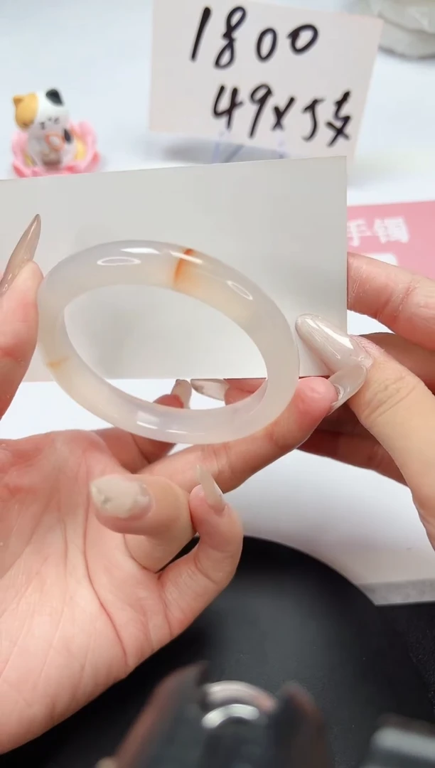 【闪购商品】石英质玉手镯未镶嵌A36-57