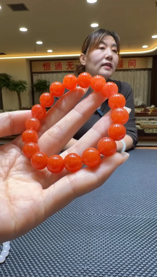 未镶嵌颈饰玛瑙/玉髓手串11+