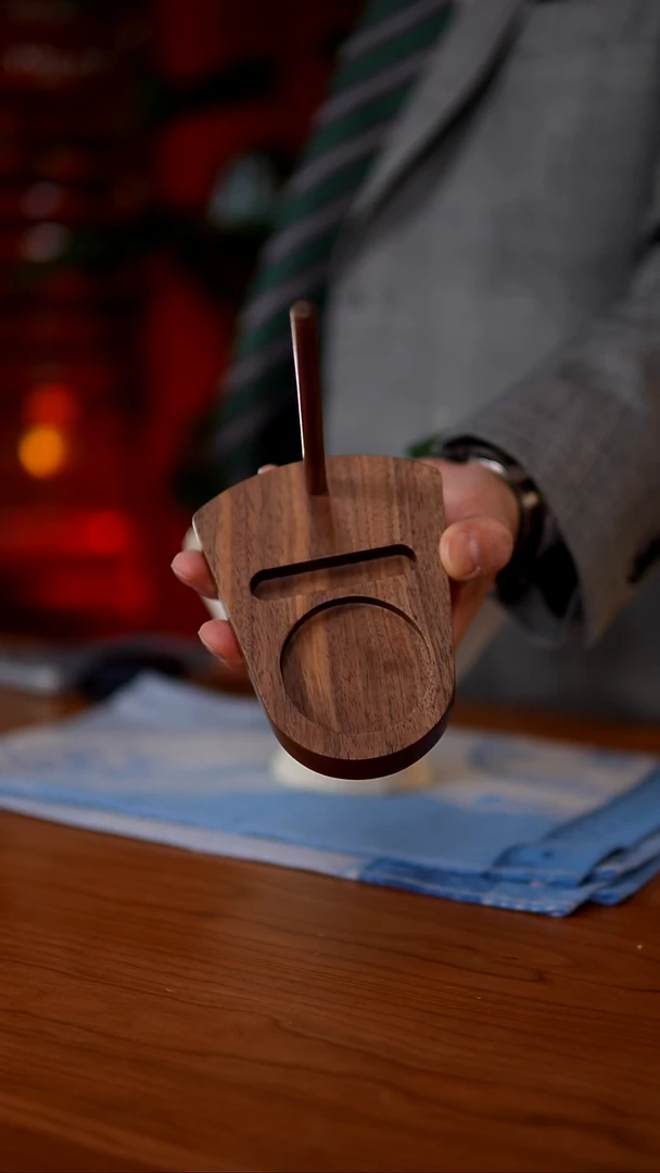 当代胡桃木 杯碟架