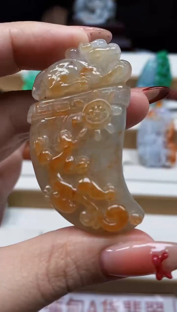 颈饰未镶嵌翡翠翡翠A货