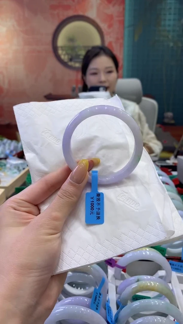 翡翠未镶嵌手镯多人09567