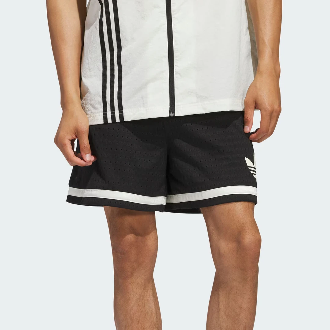 流光风adidas阿迪达斯三叶草夏日户外男子运动休闲短裤JD5198