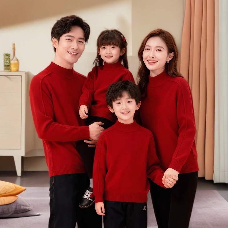 不一样的亲子装一家三口加厚毛衫半高领保暖红色母子拜年毛衣纯色