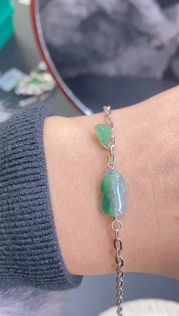 颈饰银S925镶嵌翡翠19338