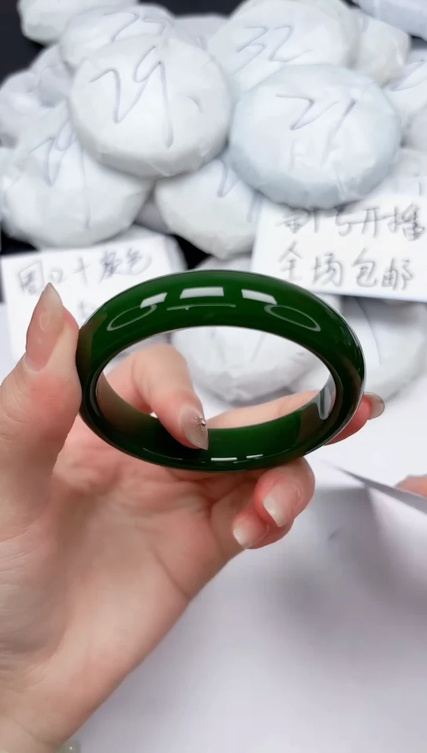 未镶嵌手镯石英质玉A378/5657