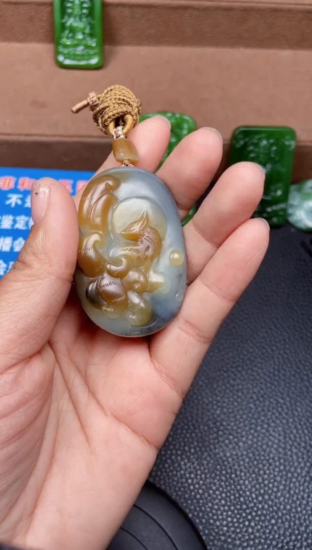 颈饰未镶嵌和田玉F20