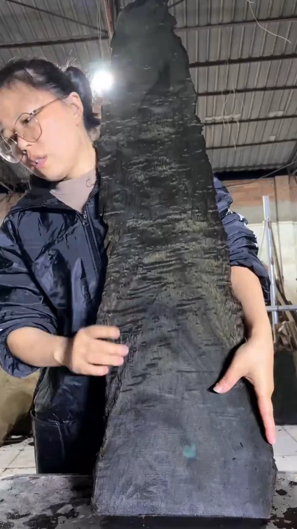 金丝楠万****?42金丝楠小叶桢楠原材料