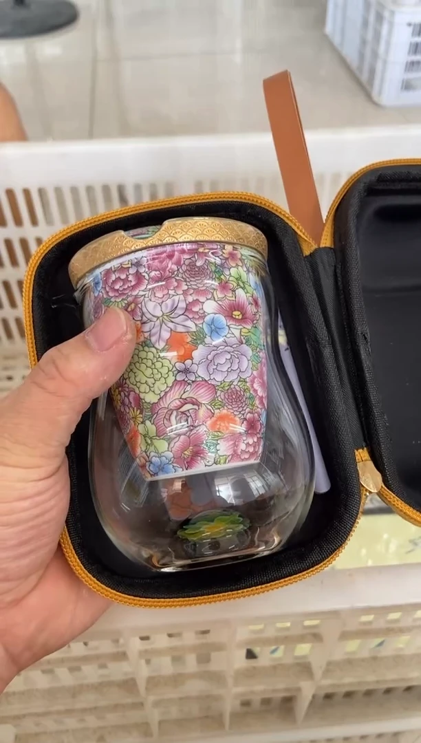无运费险有瑕疵的摄影的产品有使用过的痕迹有点脏介意勿拍