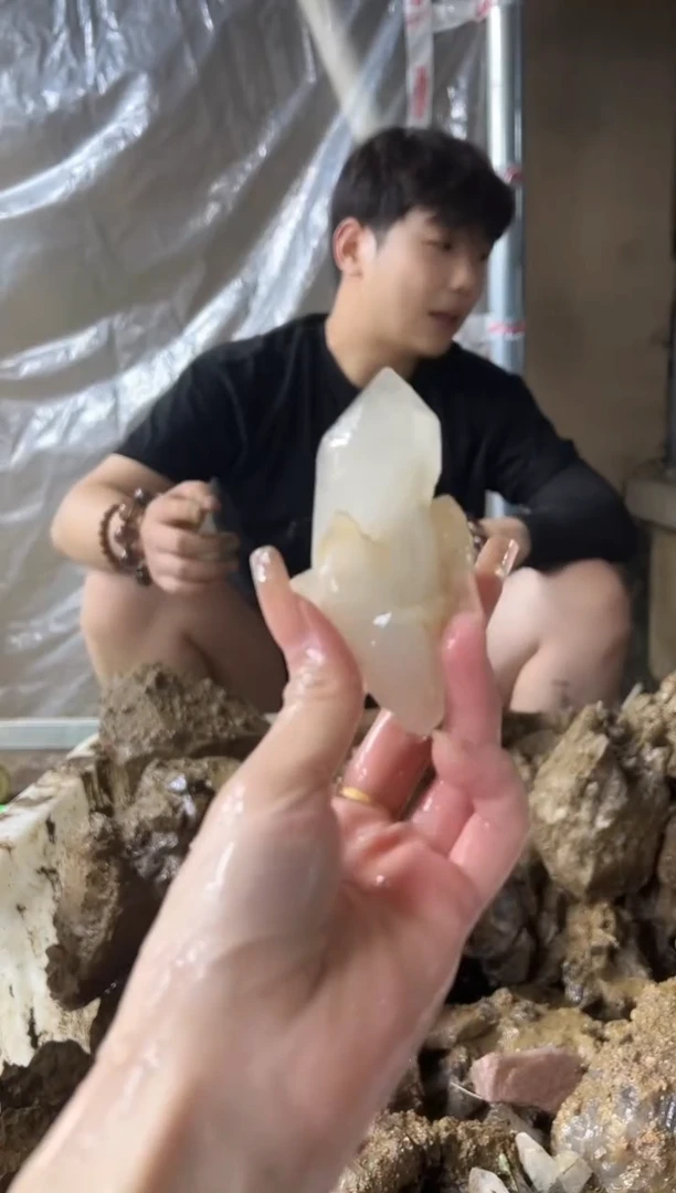 未镶嵌水晶大型摆件（非配饰）410