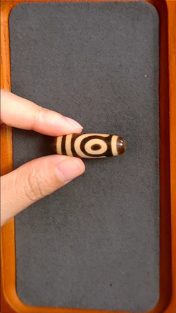 未镶嵌玛瑙/玉髓珠宝半成品上肯全手工如意两眼天珠12*36