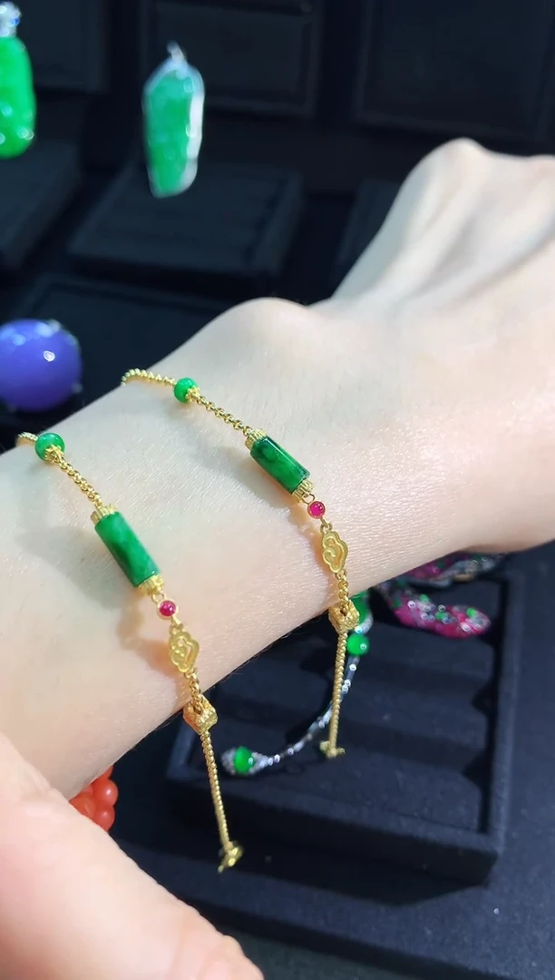 【闪购商品】翡翠手链18K金镶嵌手链（多样性发货发一条）