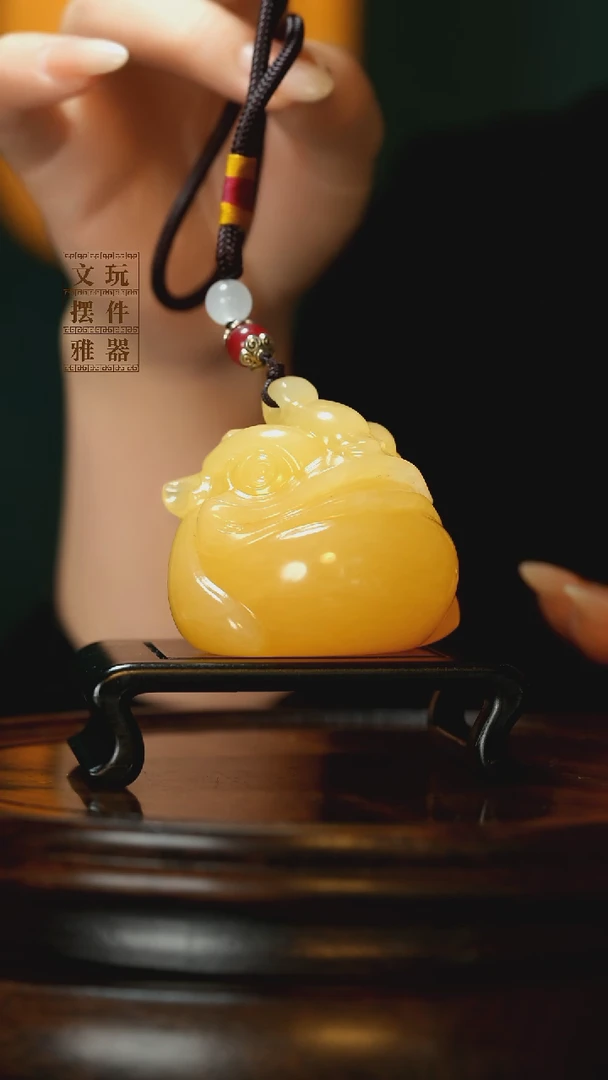 玉《富贵金蟾》手把件摆件