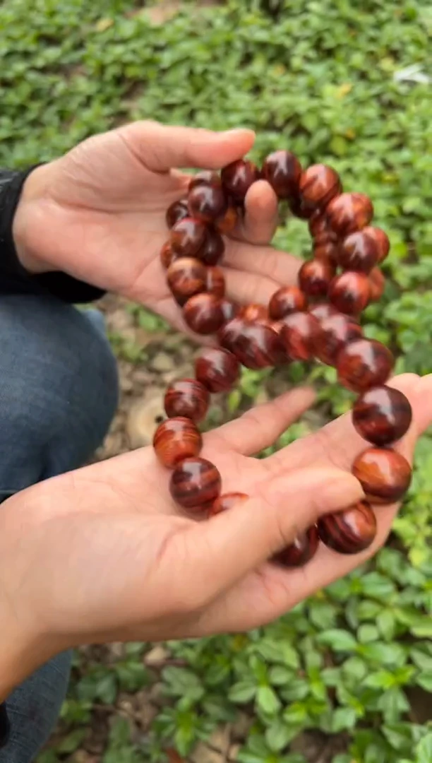 黄花梨/降香黄檀A009火山口1.8圆珠手串218多样性发一