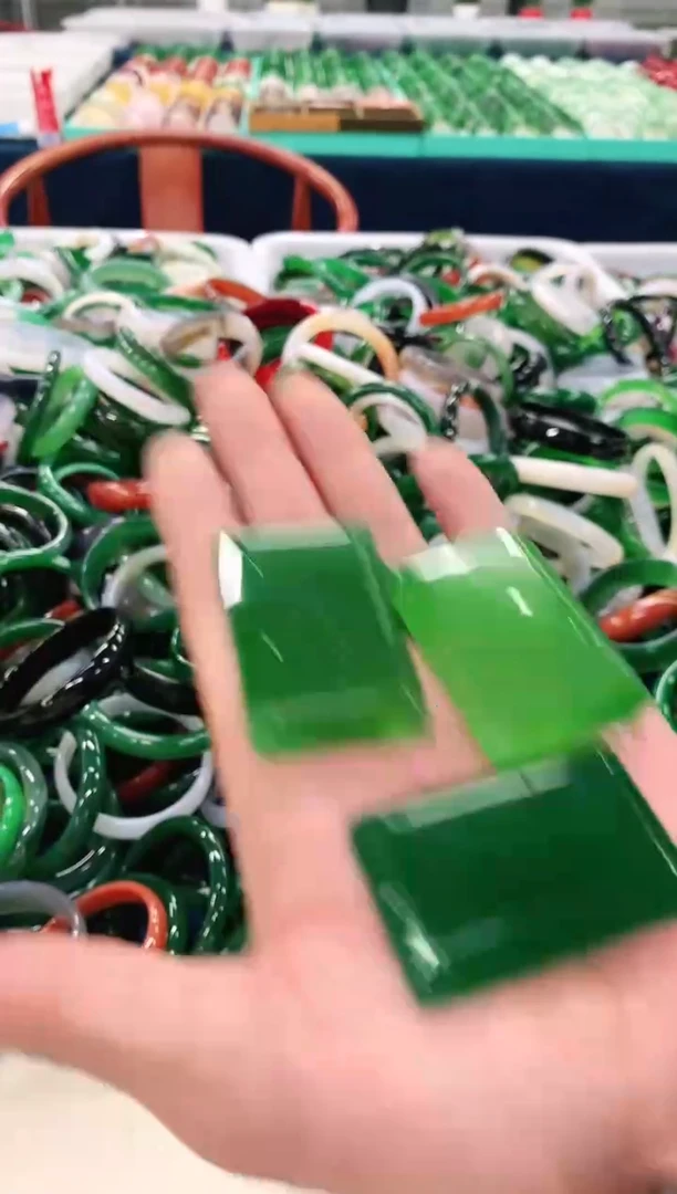 手镯玛瑙/玉髓未镶嵌66666