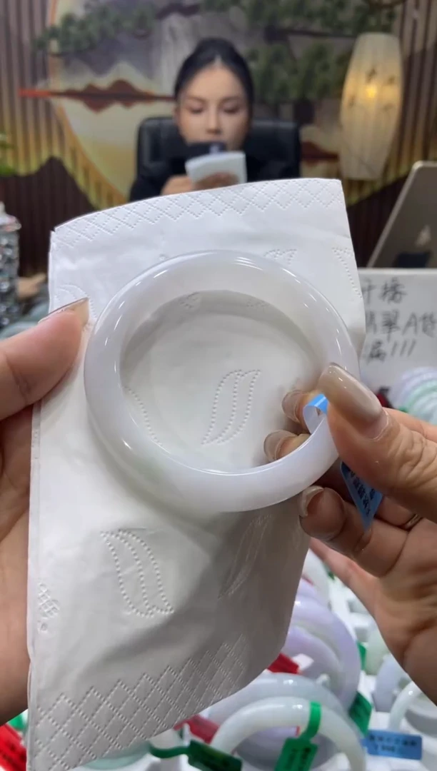 未镶嵌手镯翡翠00005333