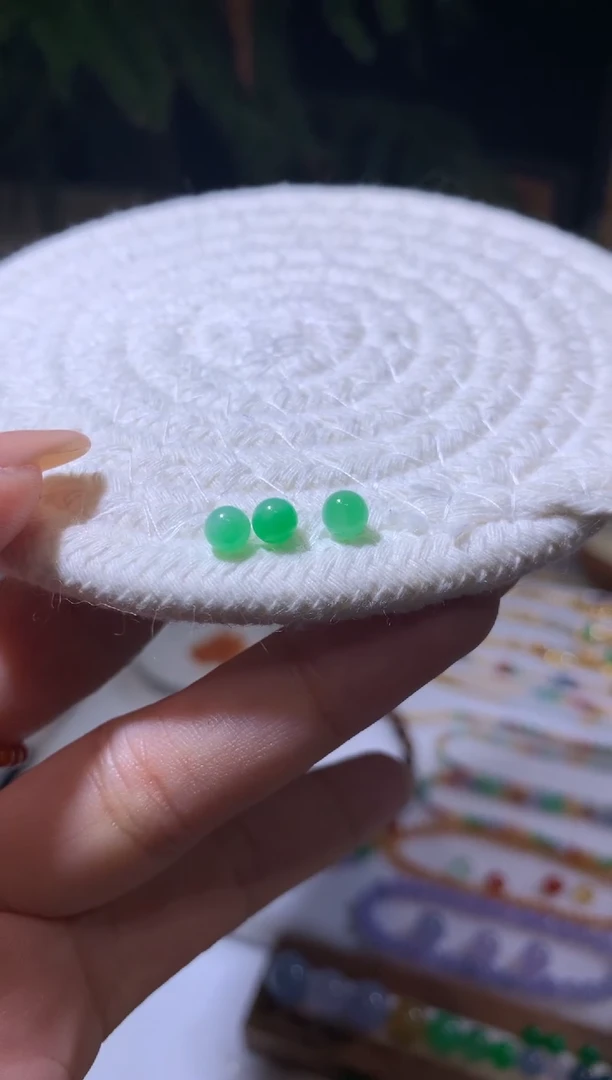 未镶嵌定制翡翠多样性发货一件发货4.8卡珠子