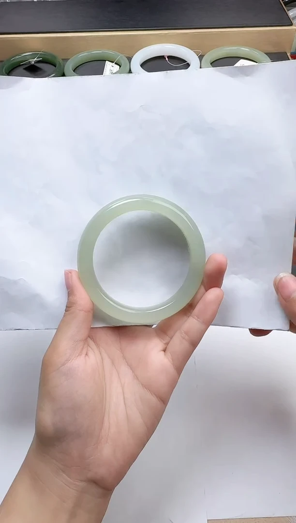 【闪购商品】和田玉手镯未镶嵌57/58圈口YY