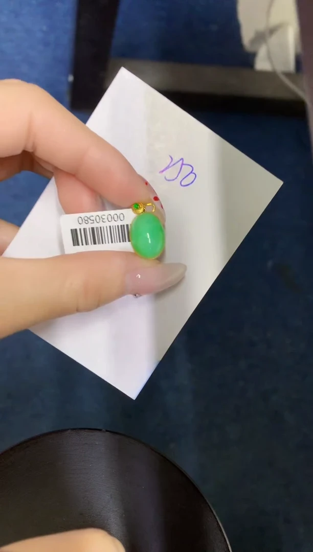 【闪购商品】翡翠颈饰18K金镶嵌0000000000