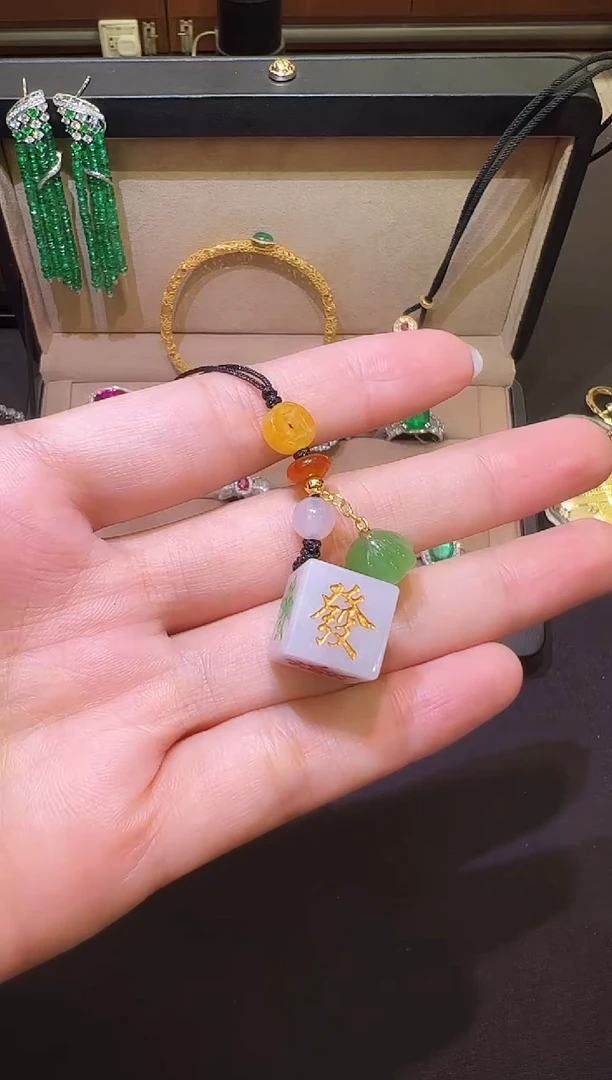 未镶嵌挂件翡翠翡翠