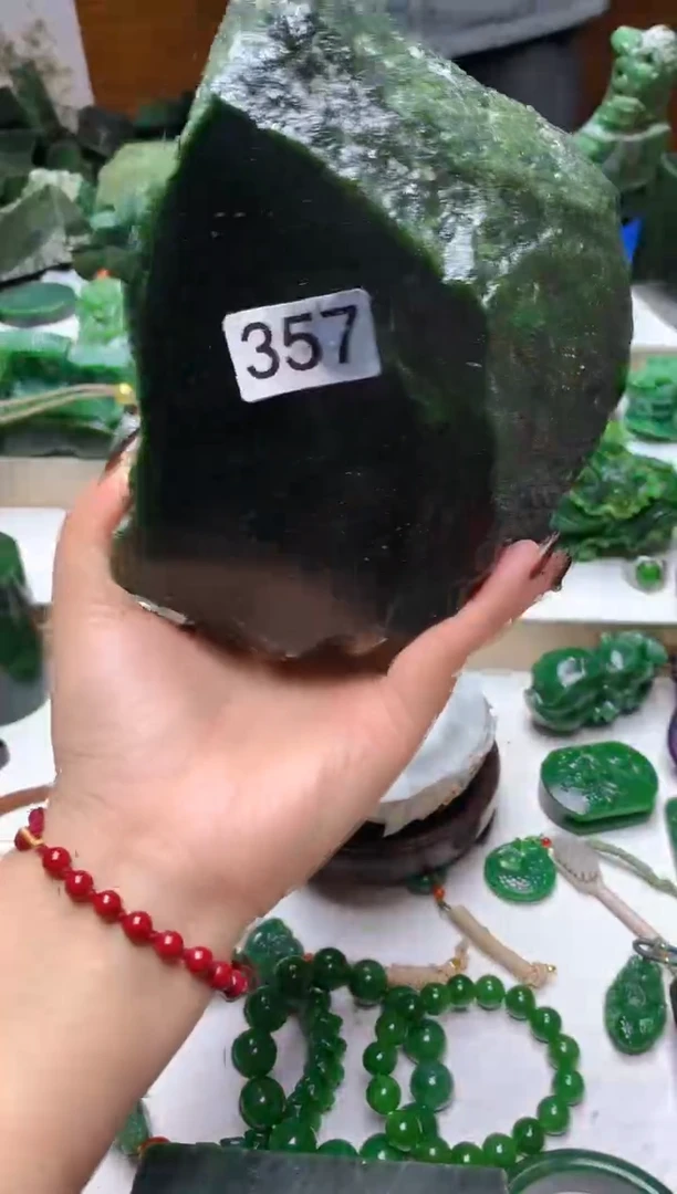 未镶嵌和田玉珠宝半成品1