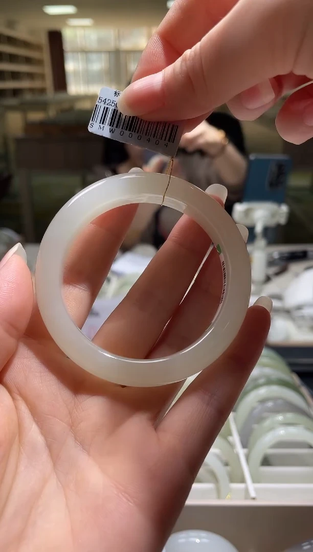 未镶嵌手镯和田玉52-53圈口 0404