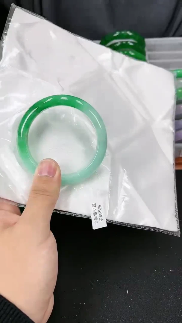 【闪购商品】砖雕s56 半山水手镯 圈口58.3