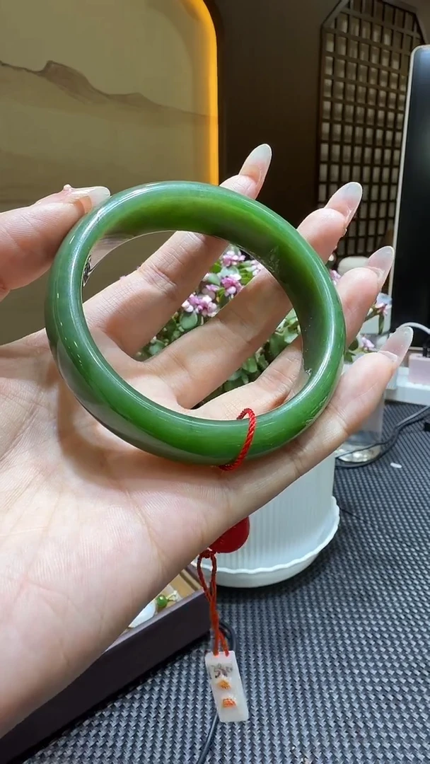 颈饰未镶嵌和田玉手镯61