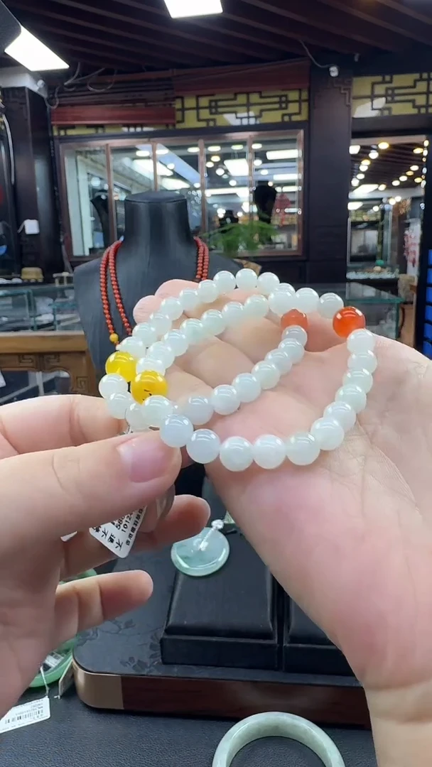 未镶嵌手串翡翠手串多样性发其一