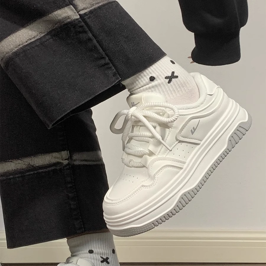 Warrior/回力爆款新款面包鞋女厚底高级设计网红小白鞋ins潮原创