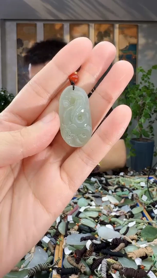 未镶嵌和田玉挂件拍一发一