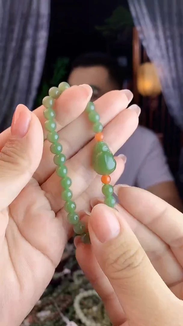 和田玉未镶嵌颈饰拍一发一