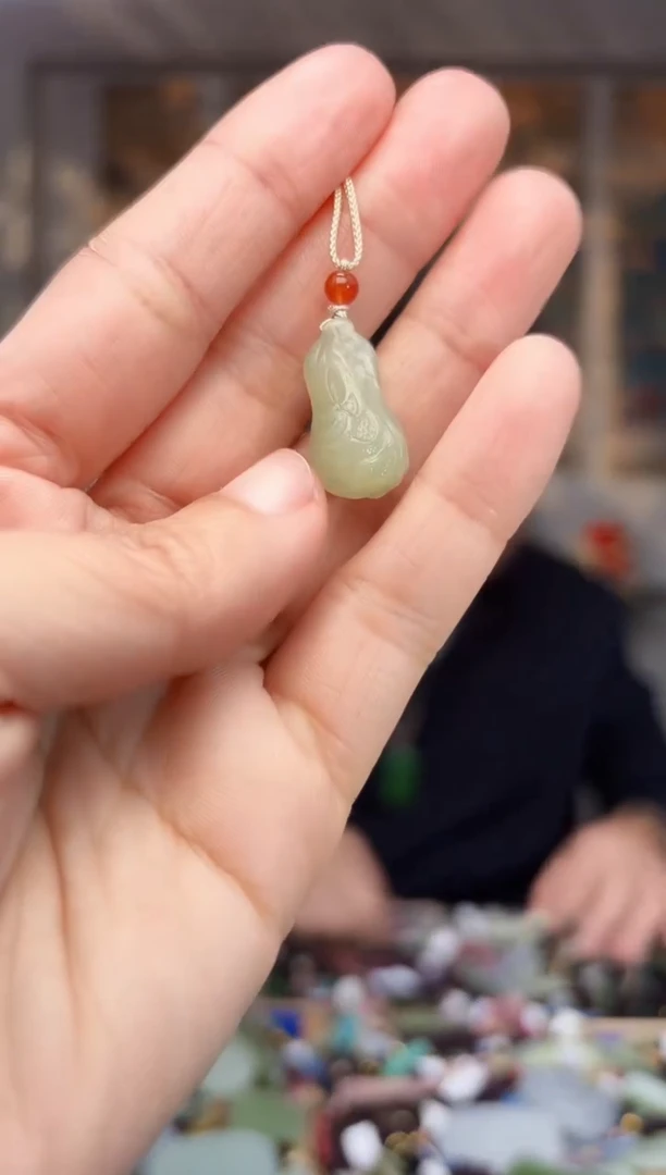 【闪购商品】和田玉挂件未镶嵌拍一发一