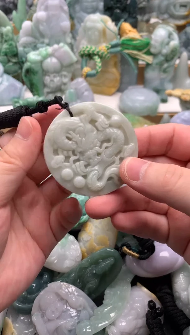 吊坠(不含链)未镶嵌翡翠1