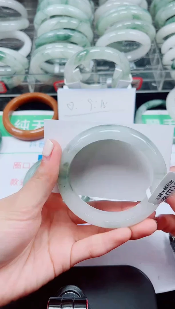 未镶嵌手镯石英质玉122-56/57