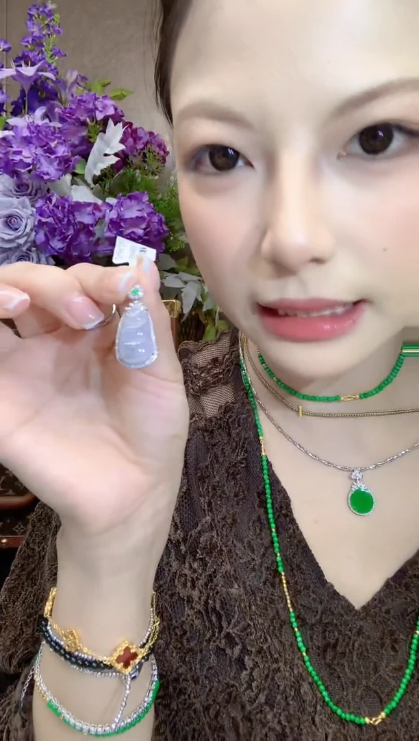 吊坠(不含链)18K金镶嵌翡翠a1紫货有一定色差