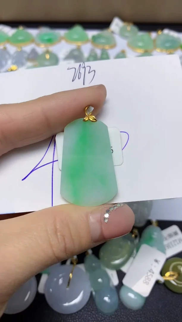 【闪购商品】翡翠挂件18K金镶嵌 天然翡翠A货